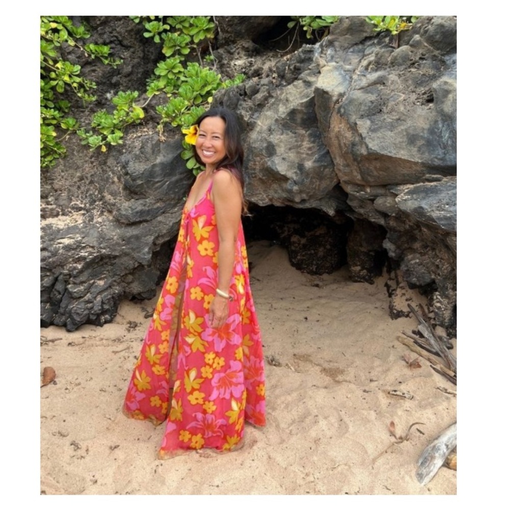 Beach Riot HULA HIBISCUS Talia coverup - Picture 4 of 8